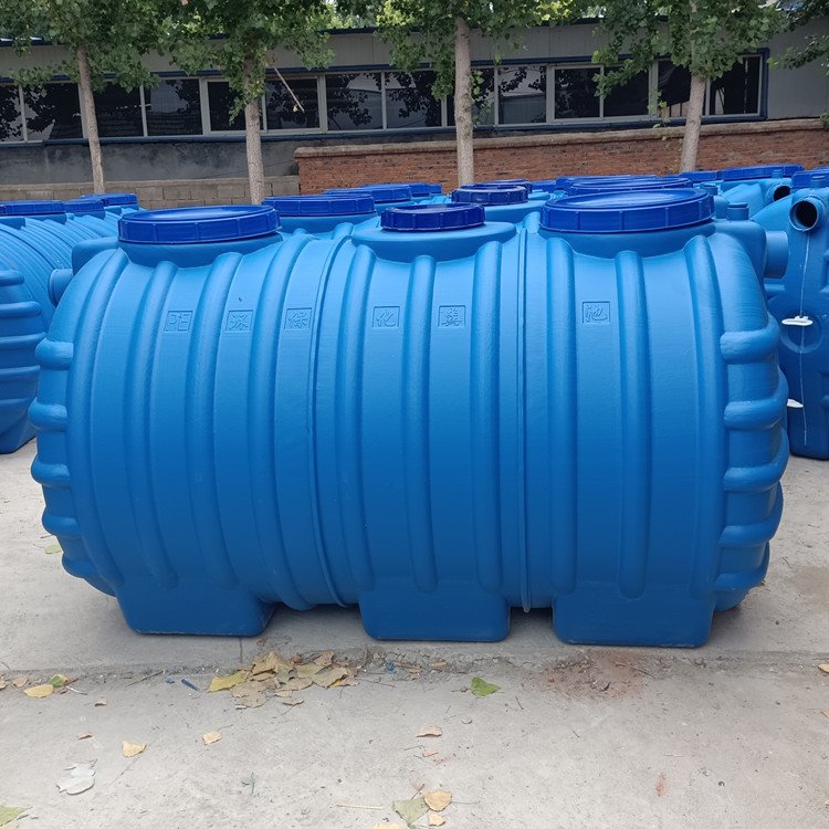 小型吹塑化糞池 山區(qū)農(nóng)村改廁的理想選擇與施工優(yōu)勢